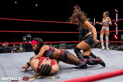 IMPACT2207_TashaSteelz_SavannahEvans_vs_ChelseaGreen_MickieJames-WM-16-scaled.jpg