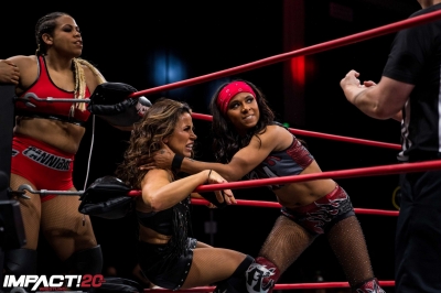 IMPACT2207_TashaSteelz_SavannahEvans_vs_ChelseaGreen_MickieJames-WM-18-scaled.jpg