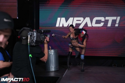 IMPACT2212_MickieJames_vs_TashaSteelz-WM-12-scaled.jpg