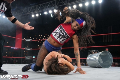 IMPACT2212_MickieJames_vs_TashaSteelz-WM-25-scaled.jpg