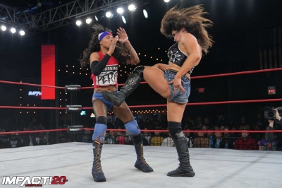 IMPACT2212_MickieJames_vs_TashaSteelz-WM-50-scaled.jpg