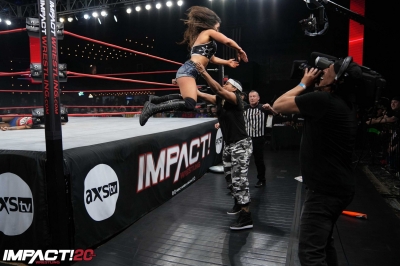 IMPACT2212_MickieJames_vs_TashaSteelz-WM-54-scaled.jpg