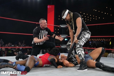 IMPACT2212_MickieJames_vs_TashaSteelz-WM-57-scaled.jpg