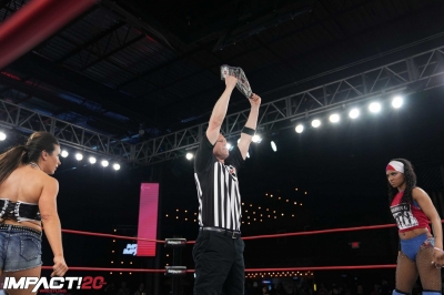 IMPACT2212_MickieJames_vs_TashaSteelz-WM-7-scaled.jpg