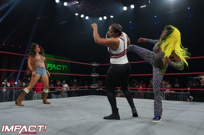 IMPACT2339_GiseleShaw_vs_Trinity-WM-44.jpg