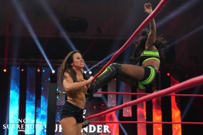 NoSurrender2022_TashaSteelz_vs_MickieJames-WM-34.jpg