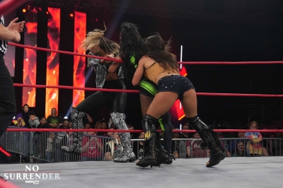 NoSurrender2022_TashaSteelz_vs_MickieJames-WM-62.jpg