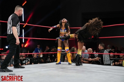 Sacrifice2022_TashaSteelz_vs_MickieJames-WM-13-scaled.jpg