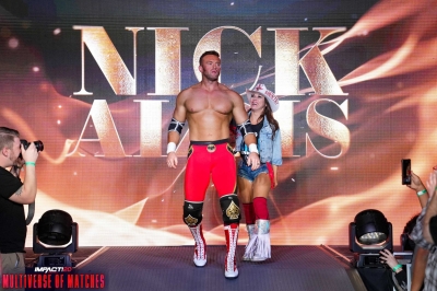 IMPACTMultiverseOfMatches_MattCardona_ChelseaGreen_vs_NickAldis_MickieJames-WM-9-scaled.jpg