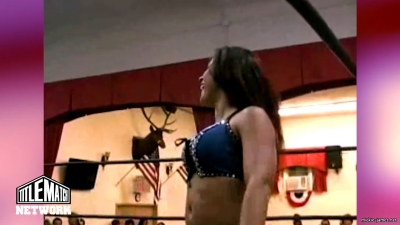 mickiematch20100807_Still058.jpg