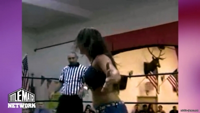 mickiematch20100807_Still064.jpg