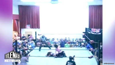 mickiematch20100807_Still1059.jpg