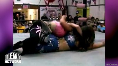 mickiematch20100807_Still1085.jpg