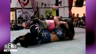 mickiematch20100807_Still1106.jpg