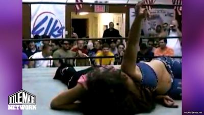 mickiematch20100807_Still1445.jpg