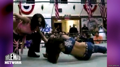 mickiematch20100807_Still1459.jpg
