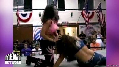 mickiematch20100807_Still1468.jpg
