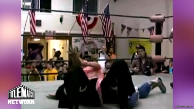 mickiematch20100807_Still1495.jpg