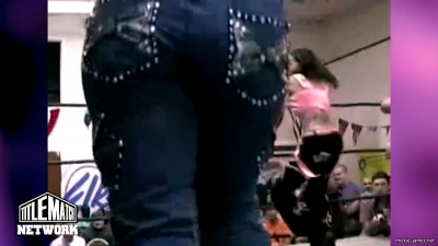 mickiematch20100807_Still150.jpg