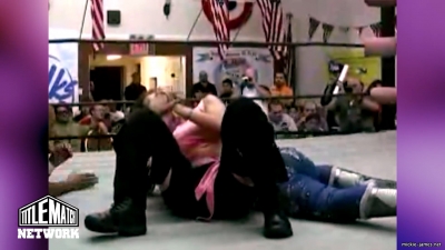 mickiematch20100807_Still1517.jpg