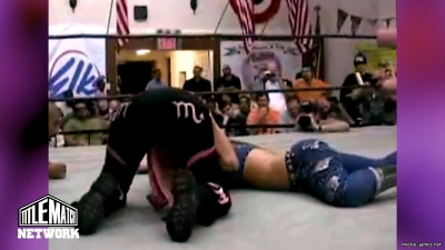 mickiematch20100807_Still1568.jpg