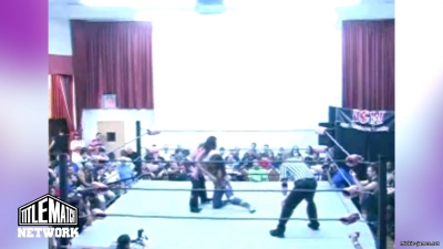 mickiematch20100807_Still1612.jpg