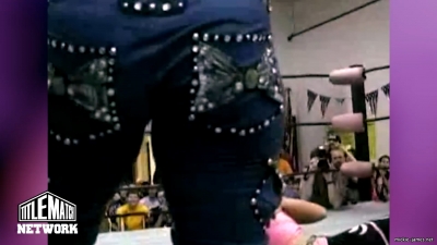 mickiematch20100807_Still1644.jpg