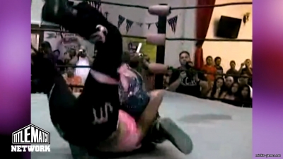 mickiematch20100807_Still1658.jpg