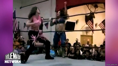 mickiematch20100807_Still1725.jpg