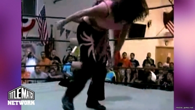 mickiematch20100807_Still1733.jpg