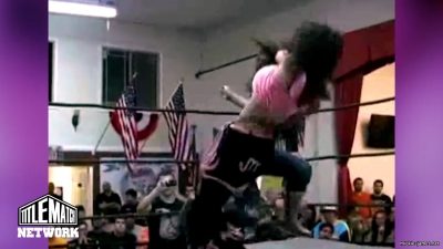 mickiematch20100807_Still1817.jpg