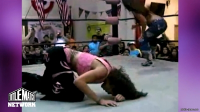 mickiematch20100807_Still1834.jpg