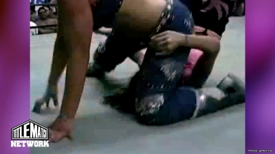 mickiematch20100807_Still1852.jpg