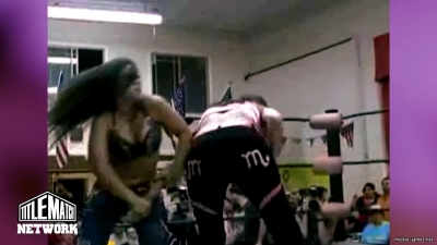 mickiematch20100807_Still199.jpg