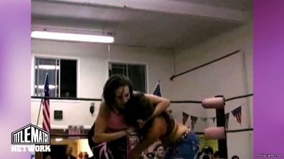 mickiematch20100807_Still253.jpg