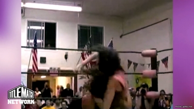 mickiematch20100807_Still255.jpg