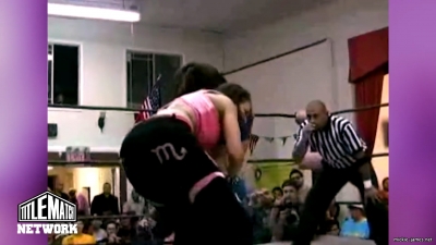 mickiematch20100807_Still282.jpg