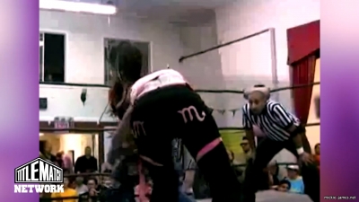 mickiematch20100807_Still284.jpg