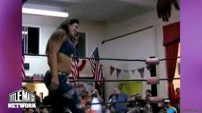 mickiematch20100807_Still375.jpg