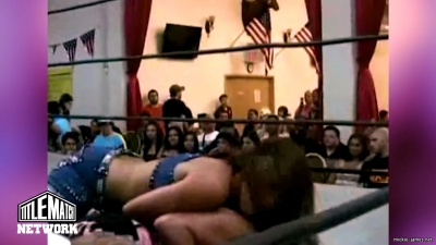 mickiematch20100807_Still434.jpg