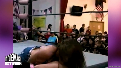 mickiematch20100807_Still436.jpg