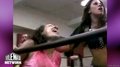 mickiematch20100807_Still651.jpg