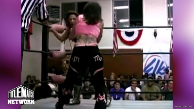mickiematch20100807_Still729.jpg