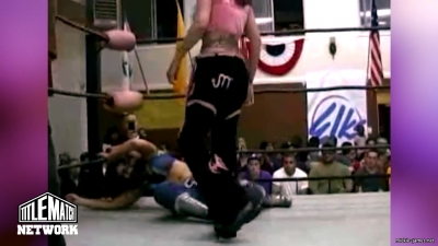 mickiematch20100807_Still762.jpg