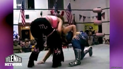 mickiematch20100807_Still805.jpg
