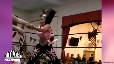 mickiematch20100807_Still824.jpg