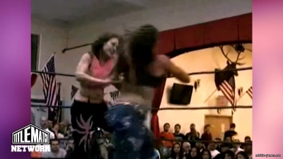mickiematch20100807_Still825.jpg