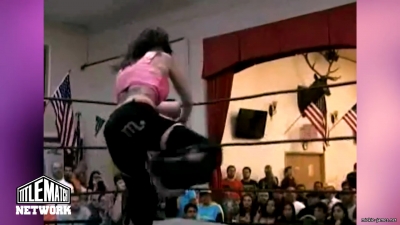 mickiematch20100807_Still828.jpg
