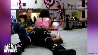 mickiematch20100807_Still844.jpg