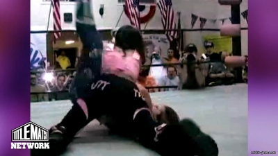 mickiematch20100807_Still845.jpg